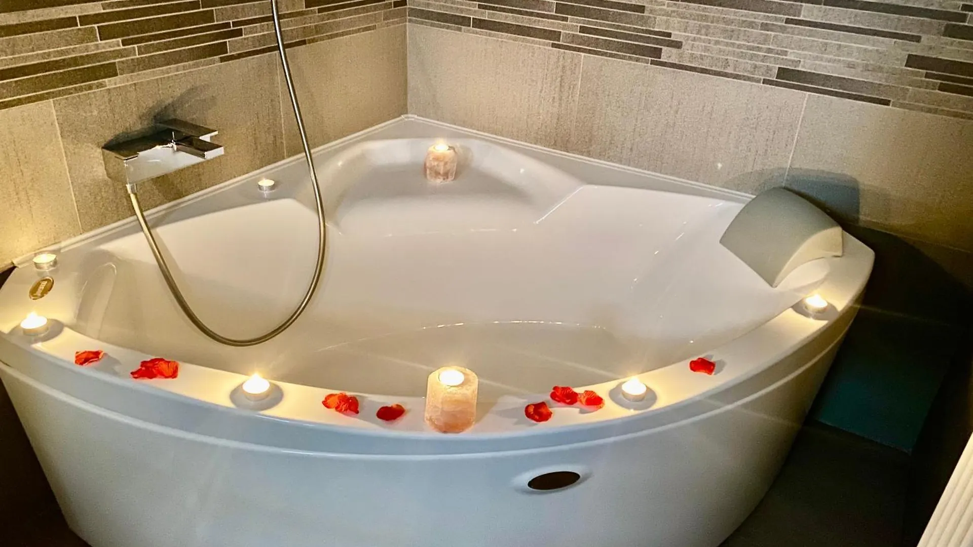 Cavour Luxury Apartment  Brindisi