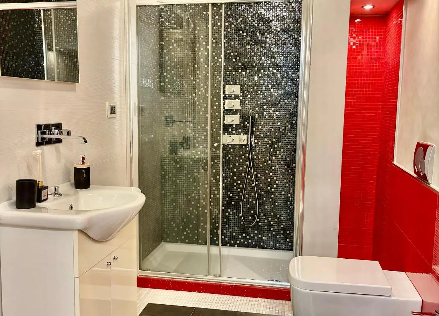 Cavour Luxury Apartment Italy